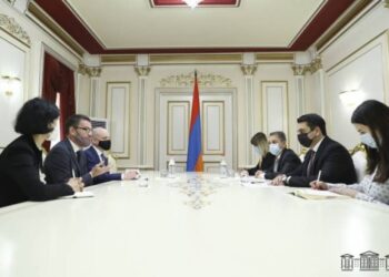 Ален Симонян и Джон Галагер об урегулировании карабахского конфликта под мандатом МГ ОБСЕ