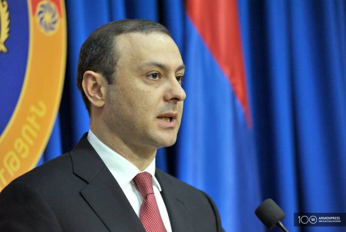 Армения обращается к России за помощью в разрешении ситуации на армяно- азербайджанской границе