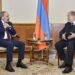 Президент Армении обсудил с премьером сложившуюся вследствие азербайджанской военной агрессии ситуацию на границах