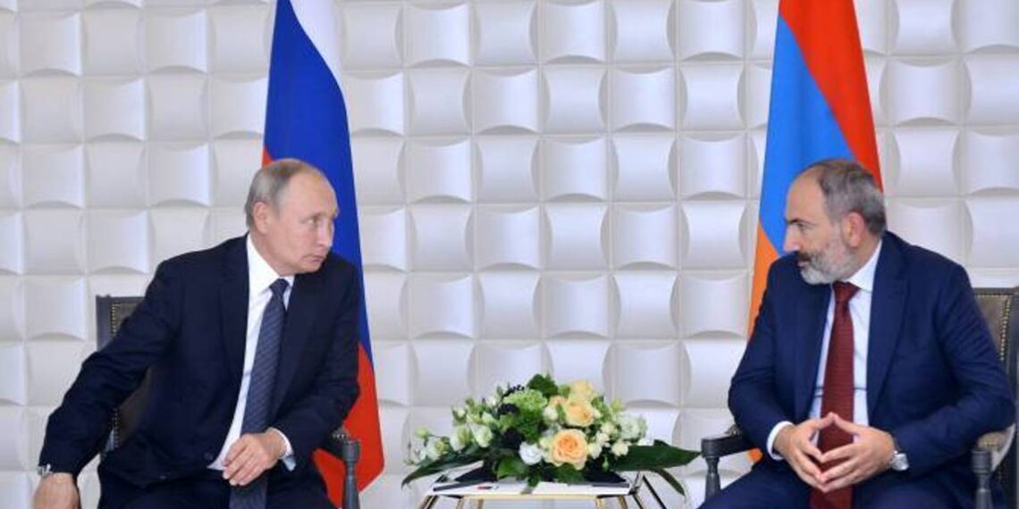 Пашинян в беседе с Путиным подчеркнул крайнюю важность армяно-российского стратегического партнерства