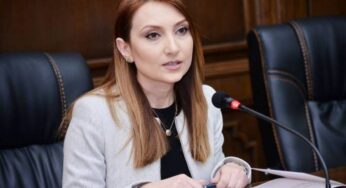Лилит Макунц проинформировала сенатора США об агрессии, совершенной ВС Азербайджана