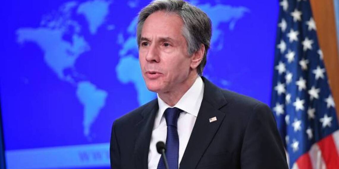 Госсекретарь США призывает Армению и Азербайджан предпринять шаги по снижению напряженности на границе