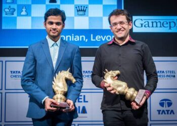 Левон Аронян победил в блиц-турнире Tata Steel India