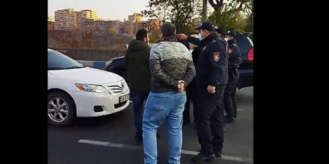 Полиция задержала 18 протестующих на разных улицах Еревана