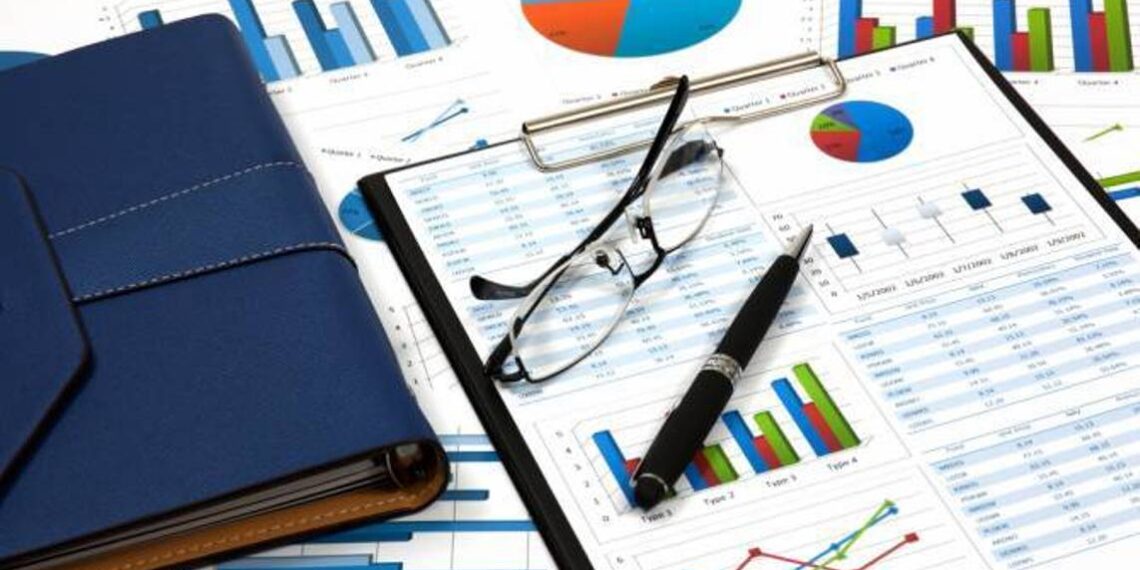 Индекс экономической активности за 10 месяцев вырос на 4,3%