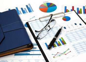 Индекс экономической активности за 10 месяцев вырос на 4,3%