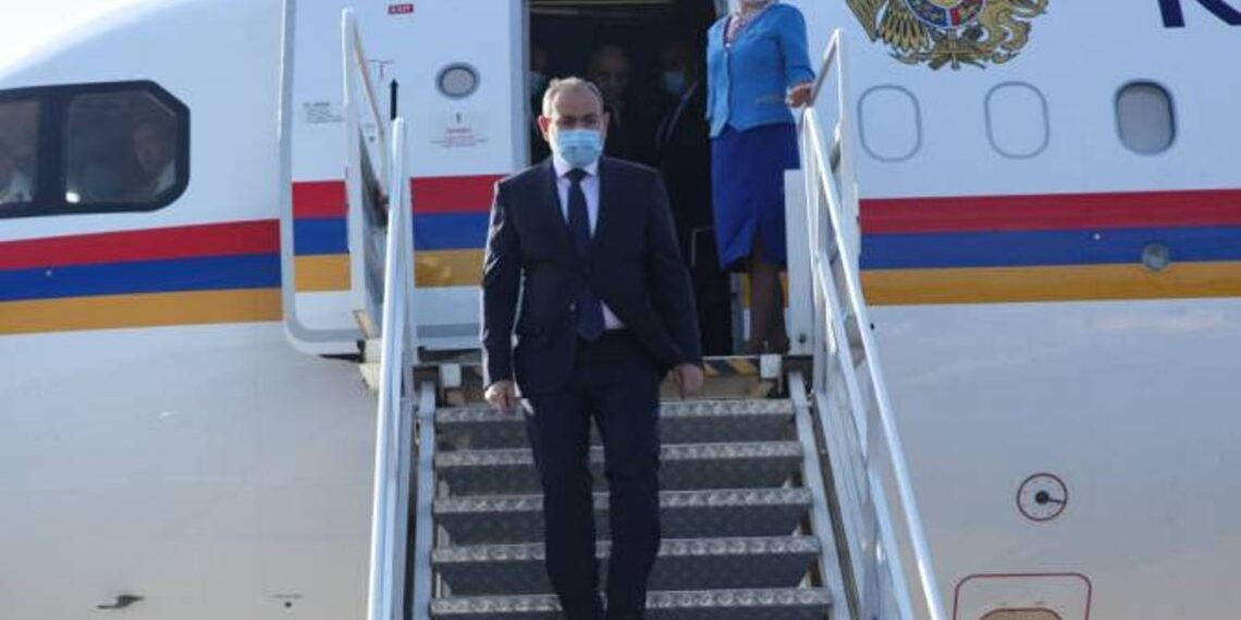 Премьер-министр отбыл с рабочим визитом в Россию
