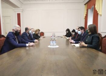 Парламентарии Армении и Греции обсудили послевоенную ситуацию