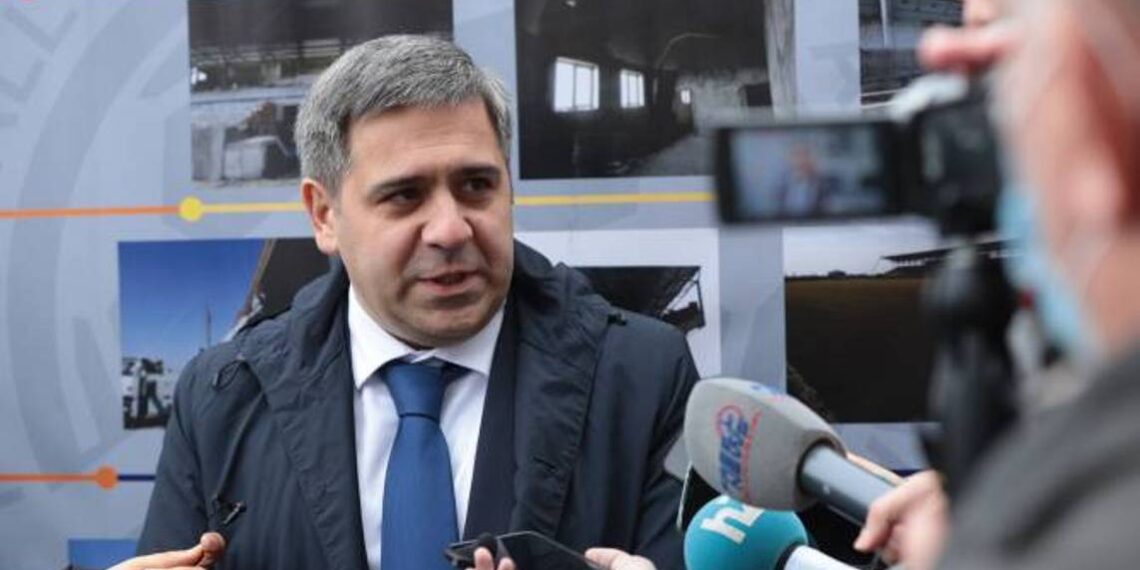 Федерация футбола продолжает переговоры о строительстве Национального стадиона: Армен Меликбекян