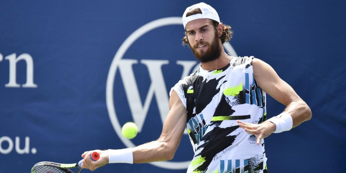 Хачанов пообщался с армянскими теннисистами