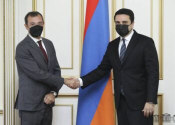 Ален Симонян принял чрезвычайного и полномочного посла Италии