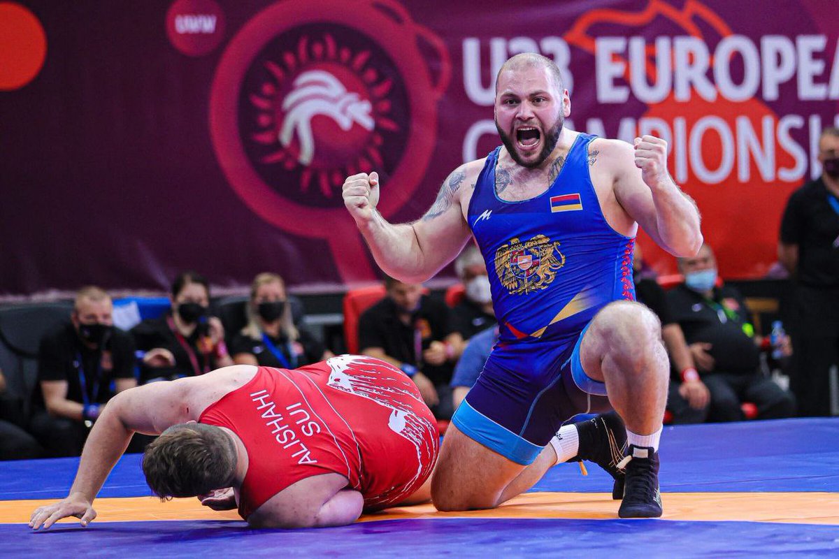 Давид Овасапян пробился в финал чемпионата мира по греко-римской борьбе
