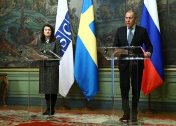 Глава МИД РФ и действующий председатель ОБСЕ обсудят Нагорный Карабах