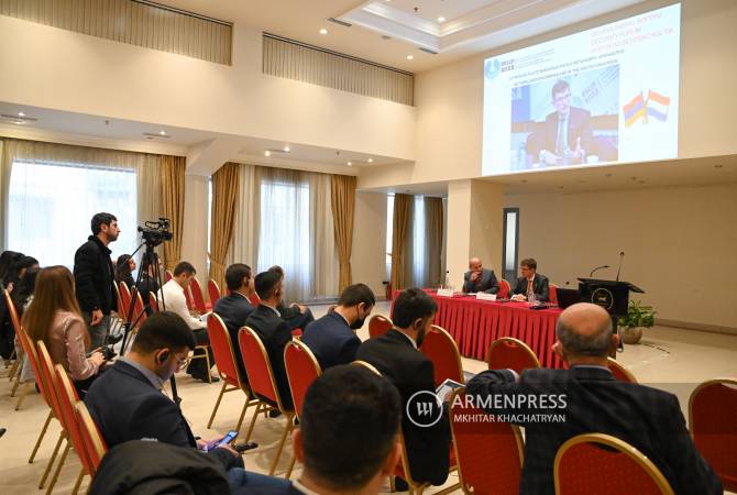Посол Нидерландов в Армении объяснил визит своего коллеги в Азербайджане в город Шуши