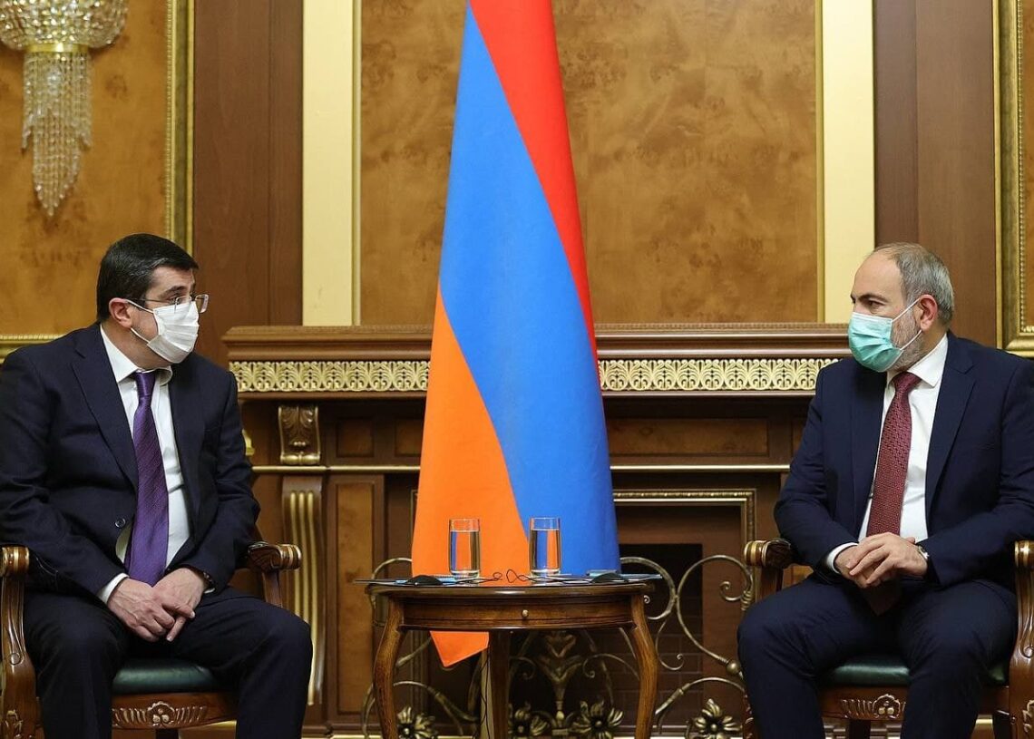 Nikol Pashinyan i Arayik Harutyunyan