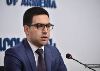 Сотрудники КГД уже несут службу на автодороге Горис-Капан: Рустам Бадасян