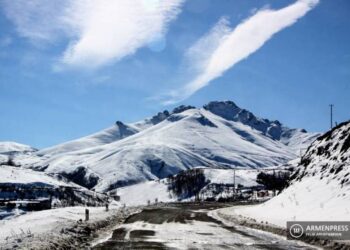 В Армении есть закрытые и труднопроходимые автодороги, на участке трассы Сисиан- Горис и в городе Егвард – туманы