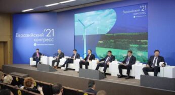 Ваан Керобян участвует в пленарном заседании по созданию единой торговой сети ЕАЭС+