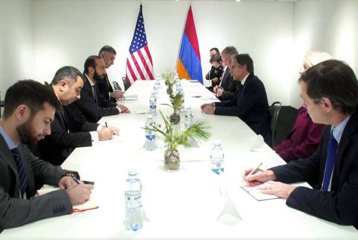 Мирзоян и Блинкен обсудили нагорно-карабахский конфликт