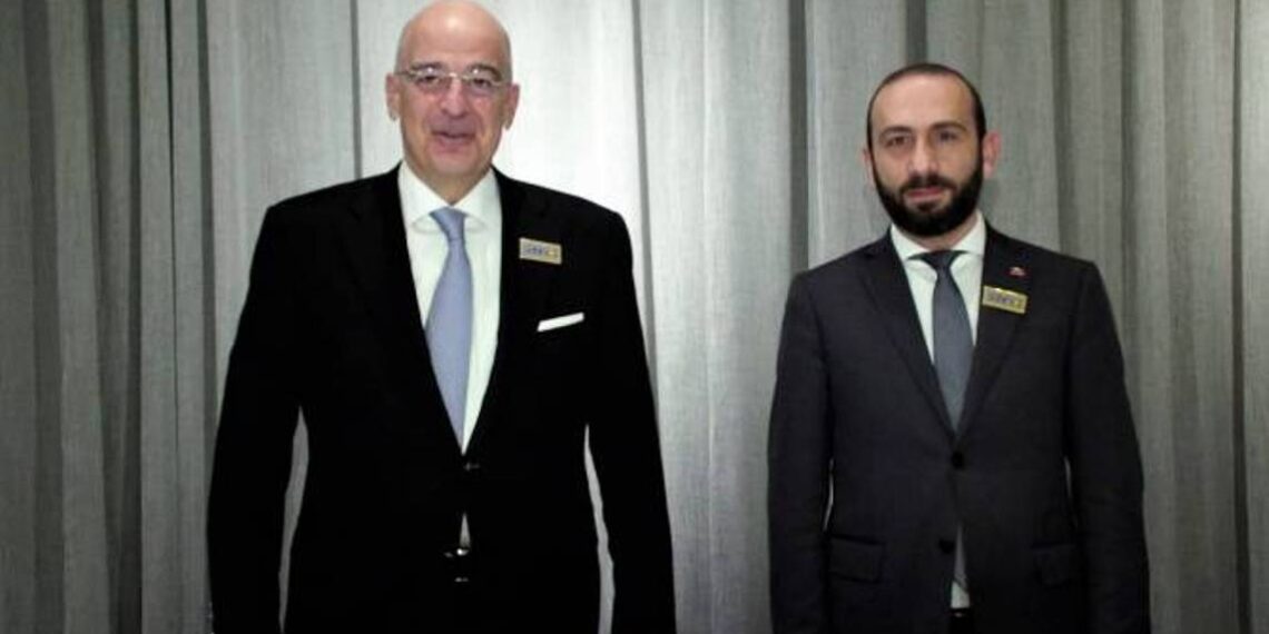 Главы МИД Армении и Греции обменялись мнениями относительно процесса мирного урегулирования карабахского конфликта