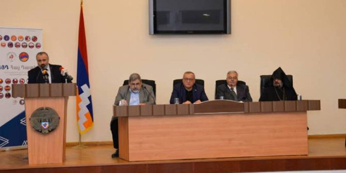 Давид Бабаян считает приоритетом международное признание Арцаха и деоккупацию территорий