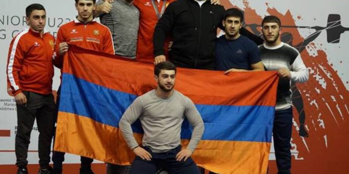 Стартует чемпионат мира по тяжелой атлетике