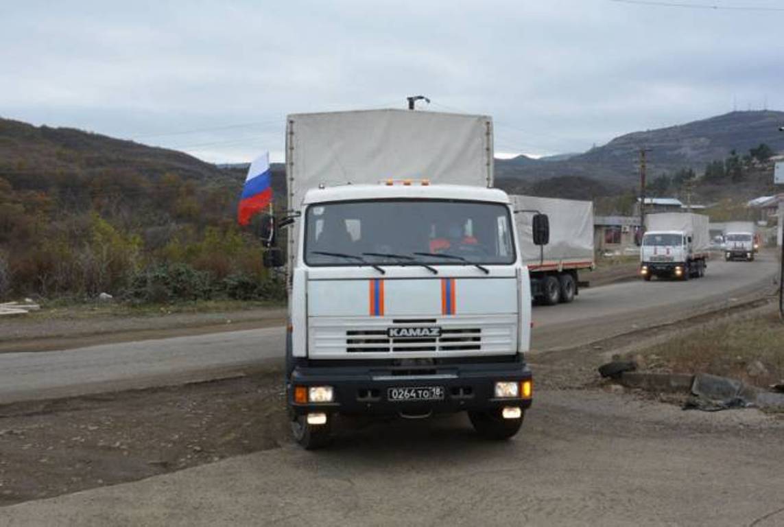 Российские миротворцы доставили в Нагорный Карабах 9 тонн гуманитарного груза