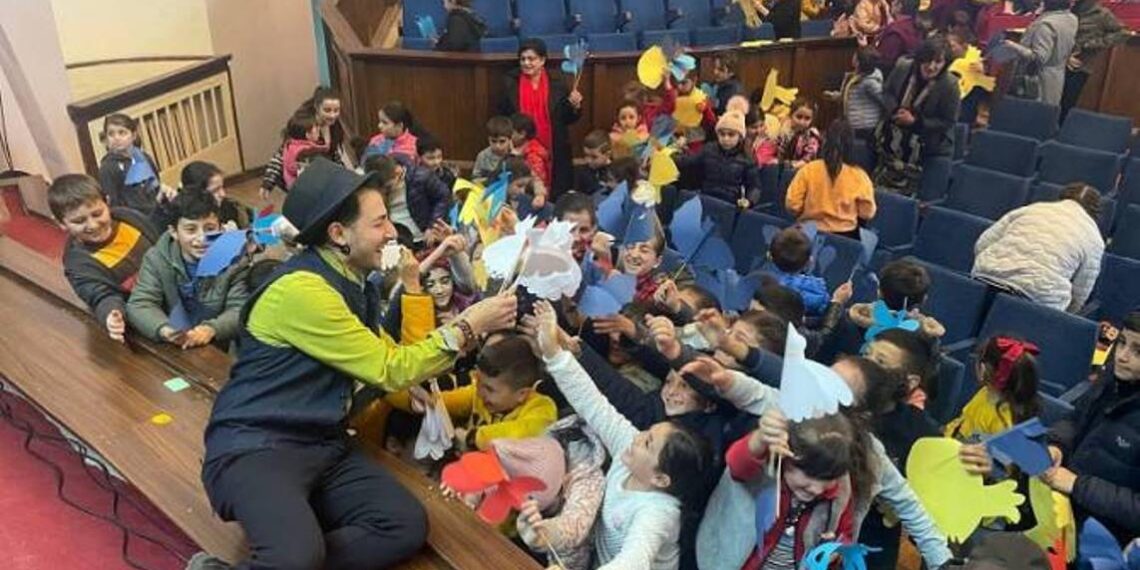 Ереванский кукольный театр гастролировал в Арцахе