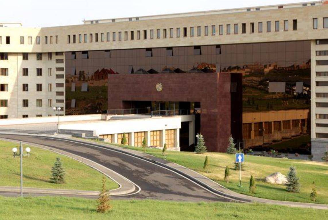 МО Армении опровергает азербайджанскую дезинформацию об обстреле