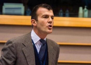 Итальянский парламентарий призвал международное сообщество проявлять бдительность по Карабахскому вопросу