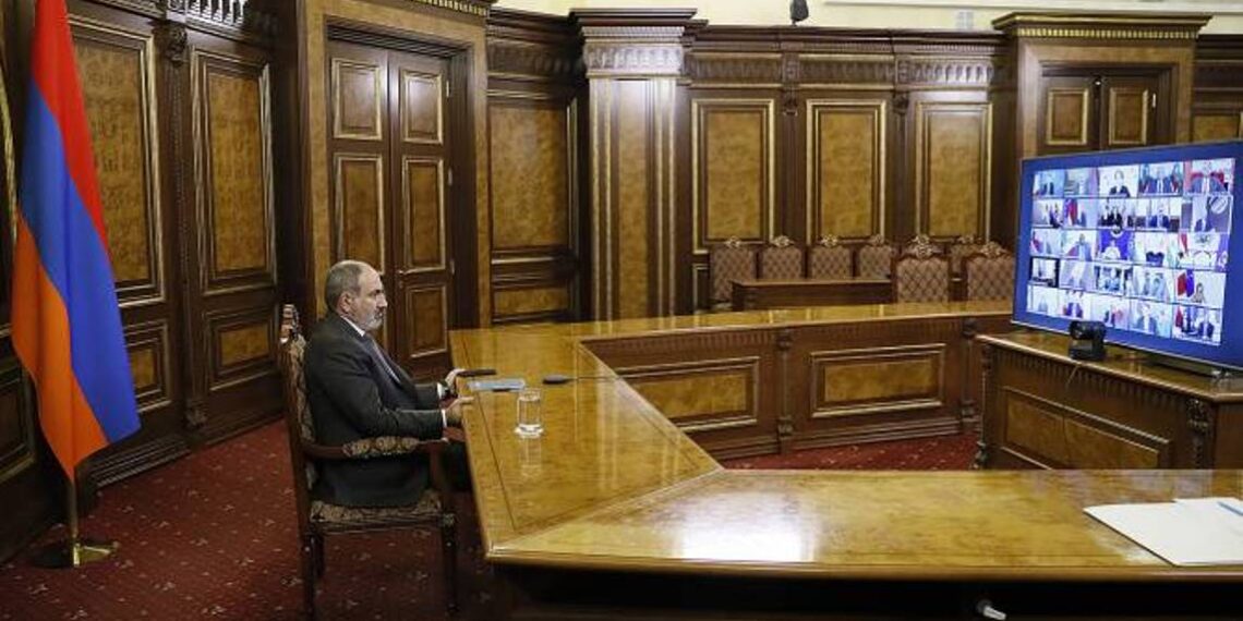 Премьер-министр Пашинян принял участие в открытии Саммита за демократию