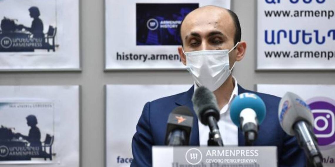 Любой представитель властей Армении свободно может посетить Республику Арцах: Артак Бегларян