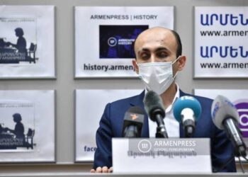 Любой представитель властей Армении свободно может посетить Республику Арцах: Артак Бегларян