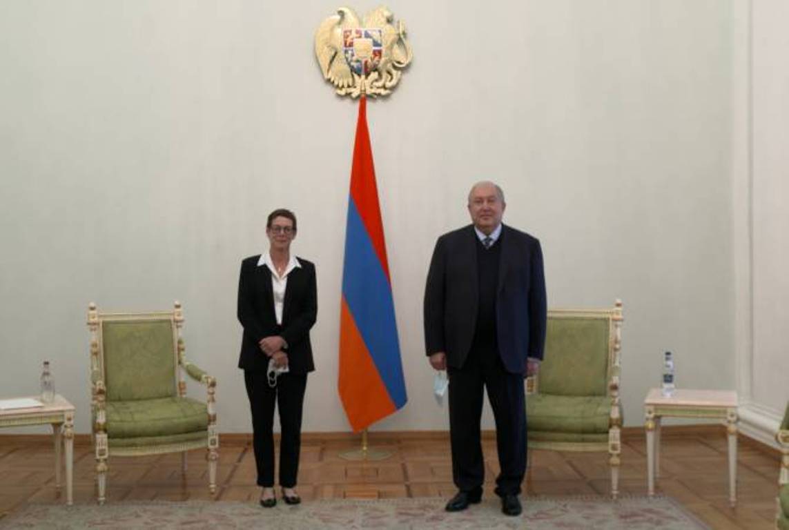 Президент Армении и посол Франции обменялись мнениями по вопросам региональной безопасности и стабильности