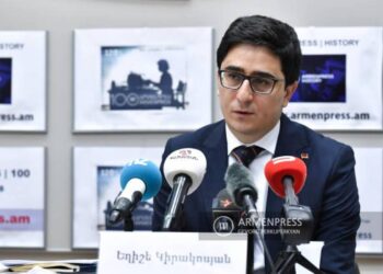 Работа по возвращению пленных не прекращается: Егише Киракосян