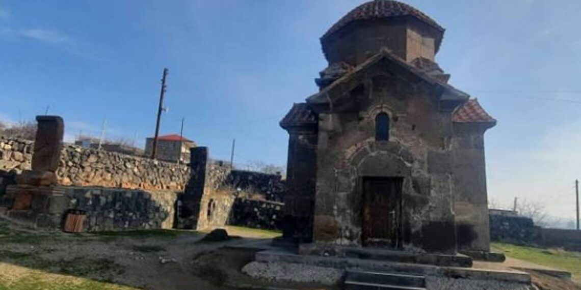 Сохранение фресок: в Армению прибыл российский художник-реставратор монументальной живописи Николай Михайлов