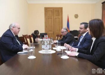 Вице-спикер Национального собрания Армении встретился с послом Польши в РА