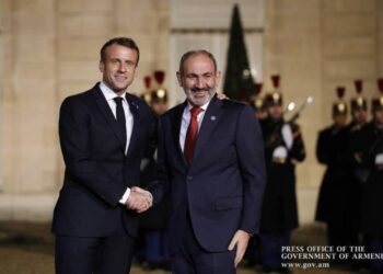 Армения рядом с Вами и рядом с дружественной Францией: Никол Пашинян поздравил Эммануэля Макрона с Днем рождения