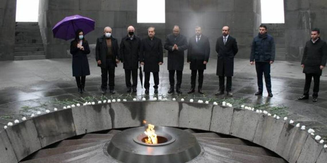 Депутаты Меджлиса Ирана посетили Мемориал Геноцида армян
