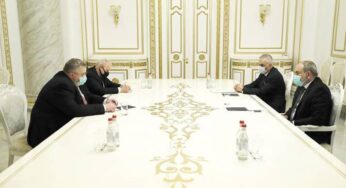 Никол Пашинян принял вице-премьера России Алексея Оверчука