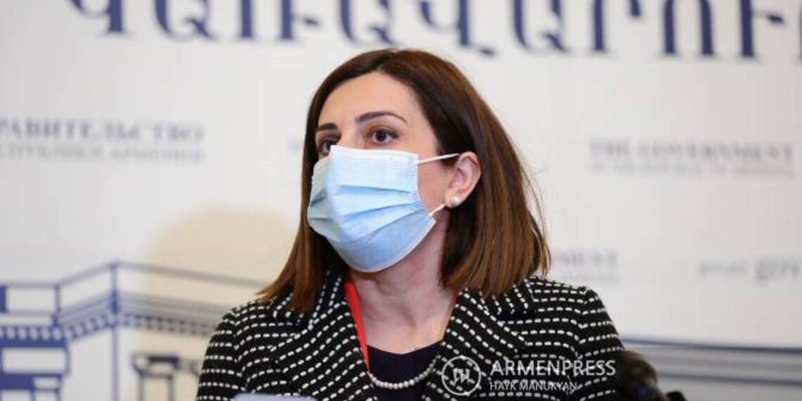 Необязательно, чтобы бустерная доза вакцины была той же, что первые две: Анаит Аванесян