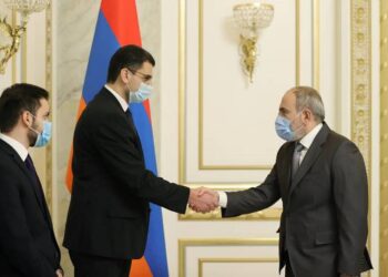 Премьер-министр принял новоизбранного мэра Еревана