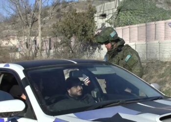 Российские миротворцы обеспечили безопасный проезд по Лачинскому коридору более чем 2 000 автомобилей