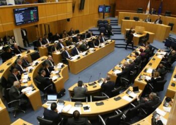 Кипр принял резолюцию, осуждающую азербайджанскую агрессию в отношении армян