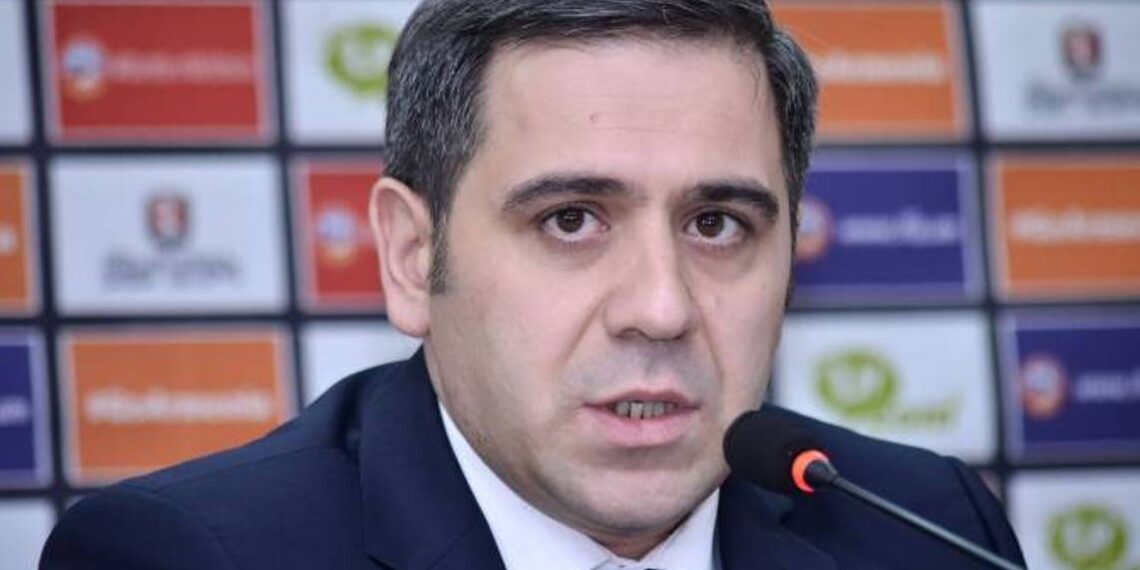 Армен Меликбекян: «Думаю, в 2022 году сборная Армении подтвердит свою боевитость»