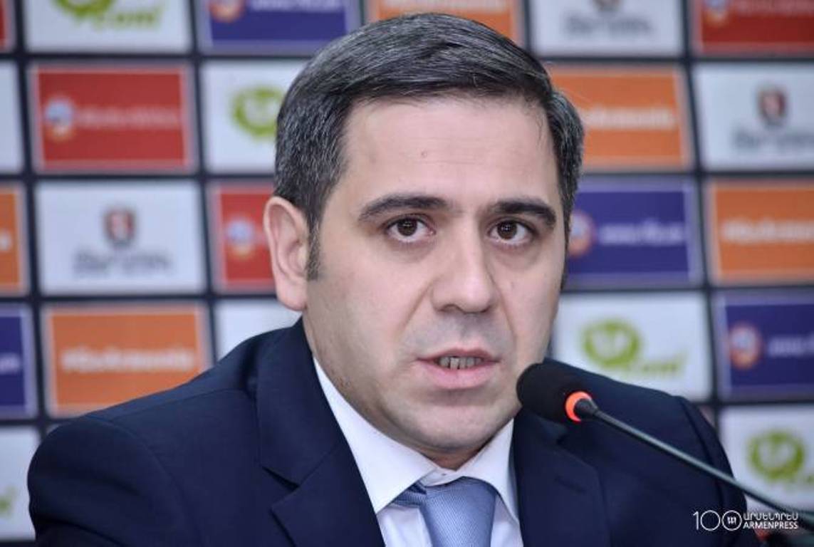 Армен Меликбекян: «Думаю, в 2022 году сборная Армении подтвердит свою боевитость»