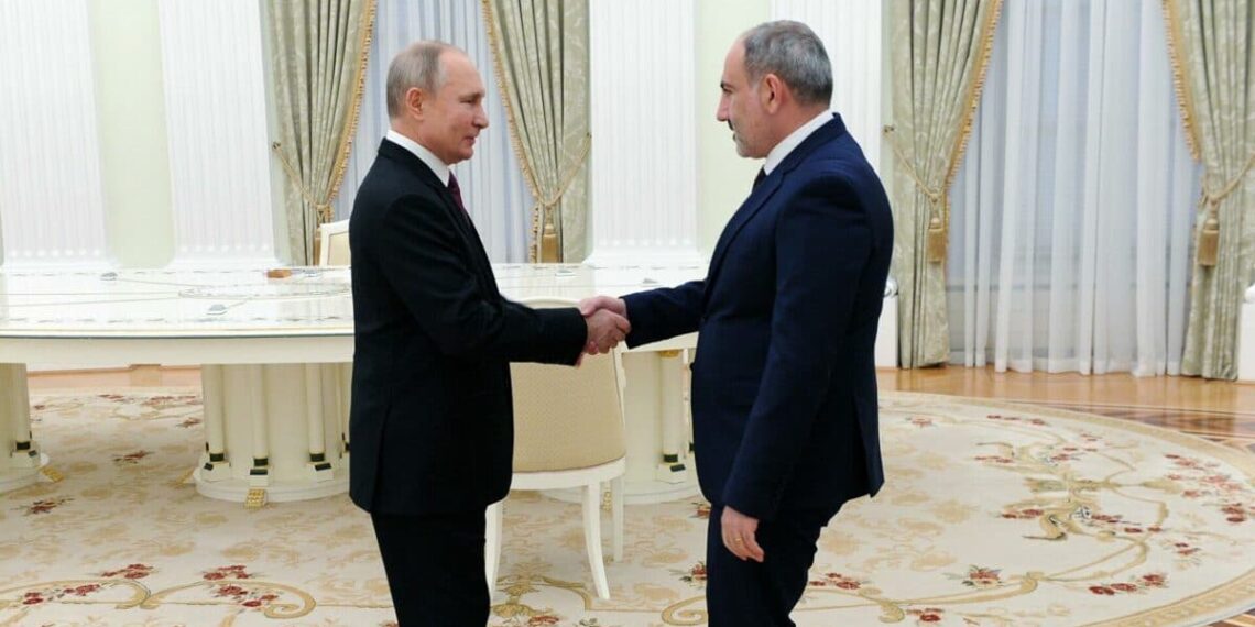 Никол Пашинян и Владимир Путин