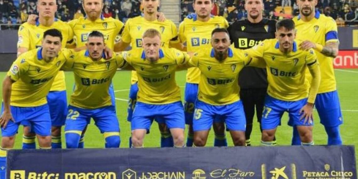 Вараздат Ароян участвовал в матче «Кадис» — «Севилья»