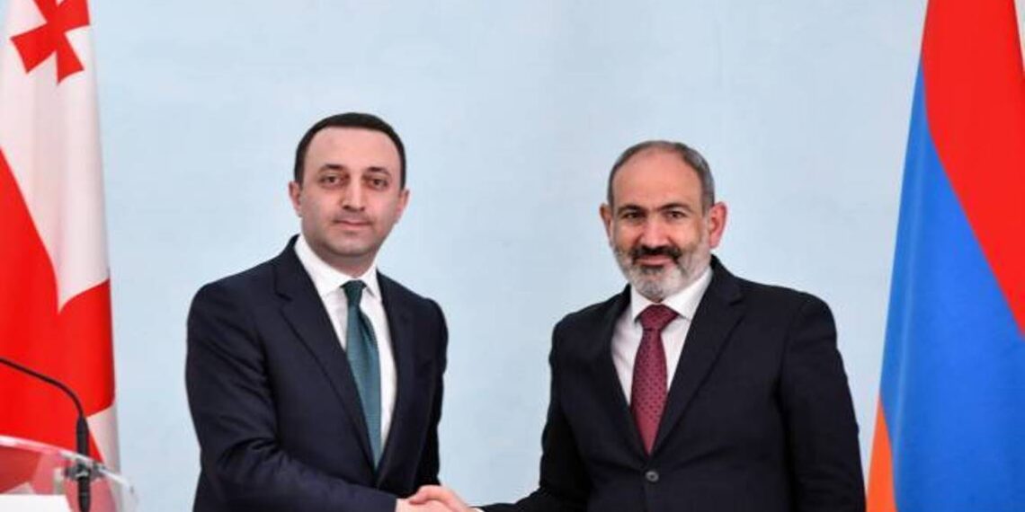 Премьер-министр Пашинян провел телефонный разговор с премьер-министром Грузии Ираклием Гарибашвили