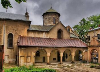 Армянский собор— среди самых популярных среди туристов религиозных сооружений Львова